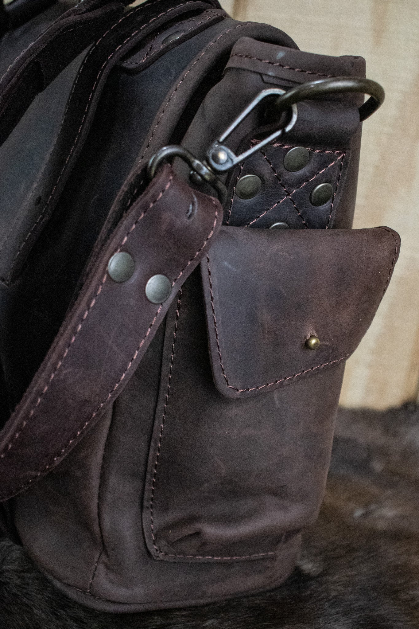 NEW Leather Hide Laptop Bag- Weathered Mahogany (Buckles)