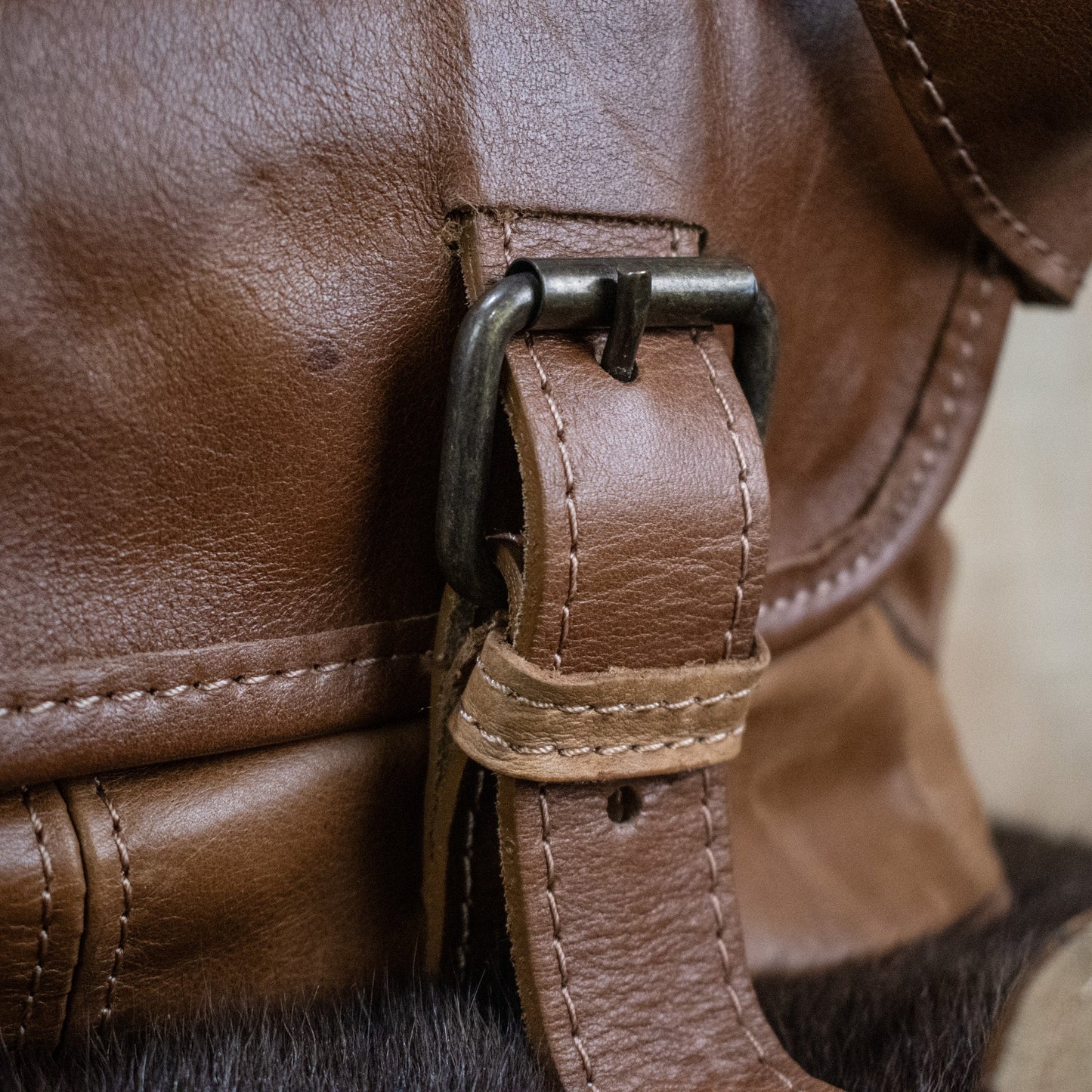 NEW Leather Hide Laptop Bag- Soft Tan (Buckles)