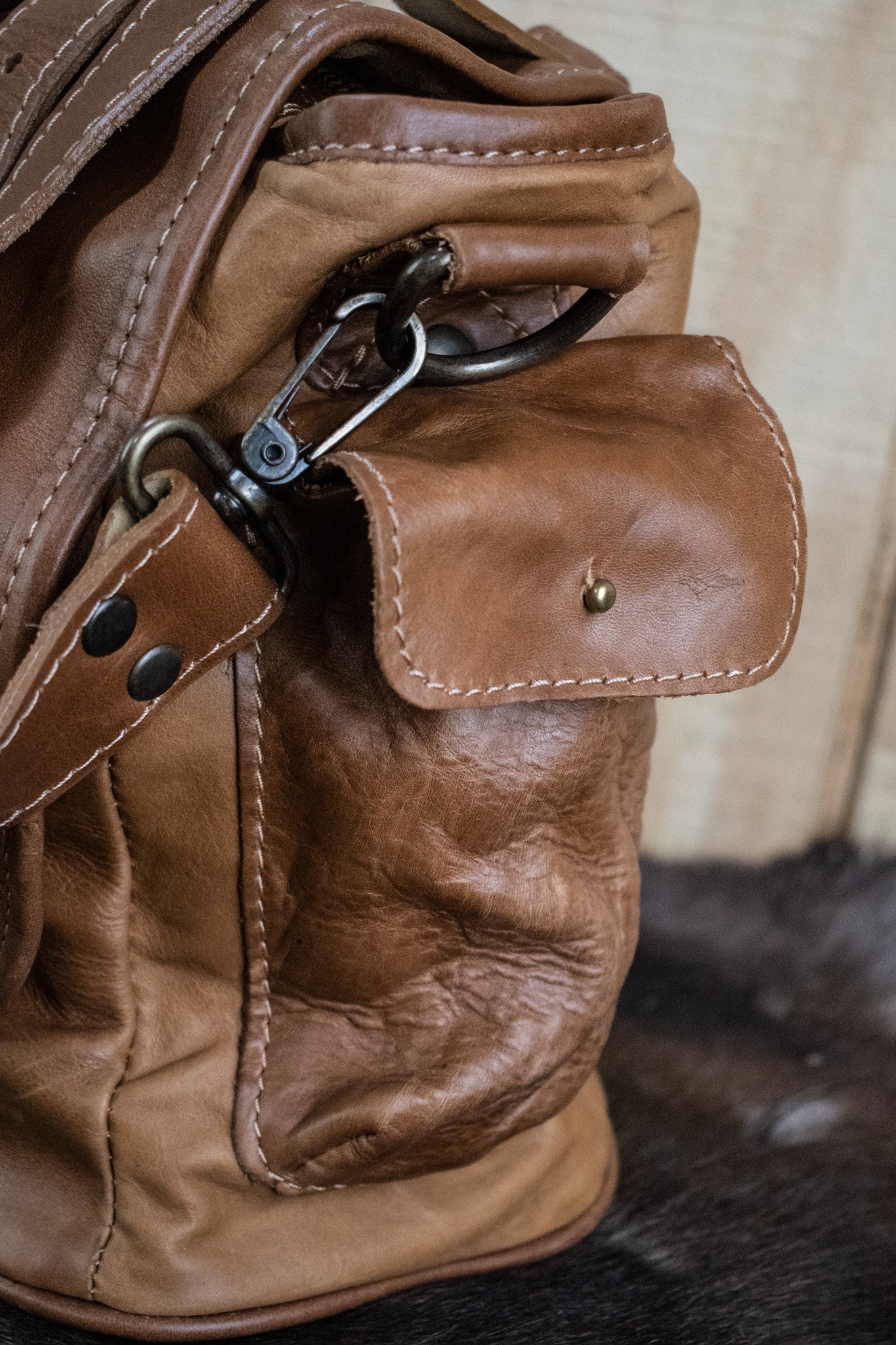 NEW Leather Hide Laptop Bag- Soft Tan (Buckles)