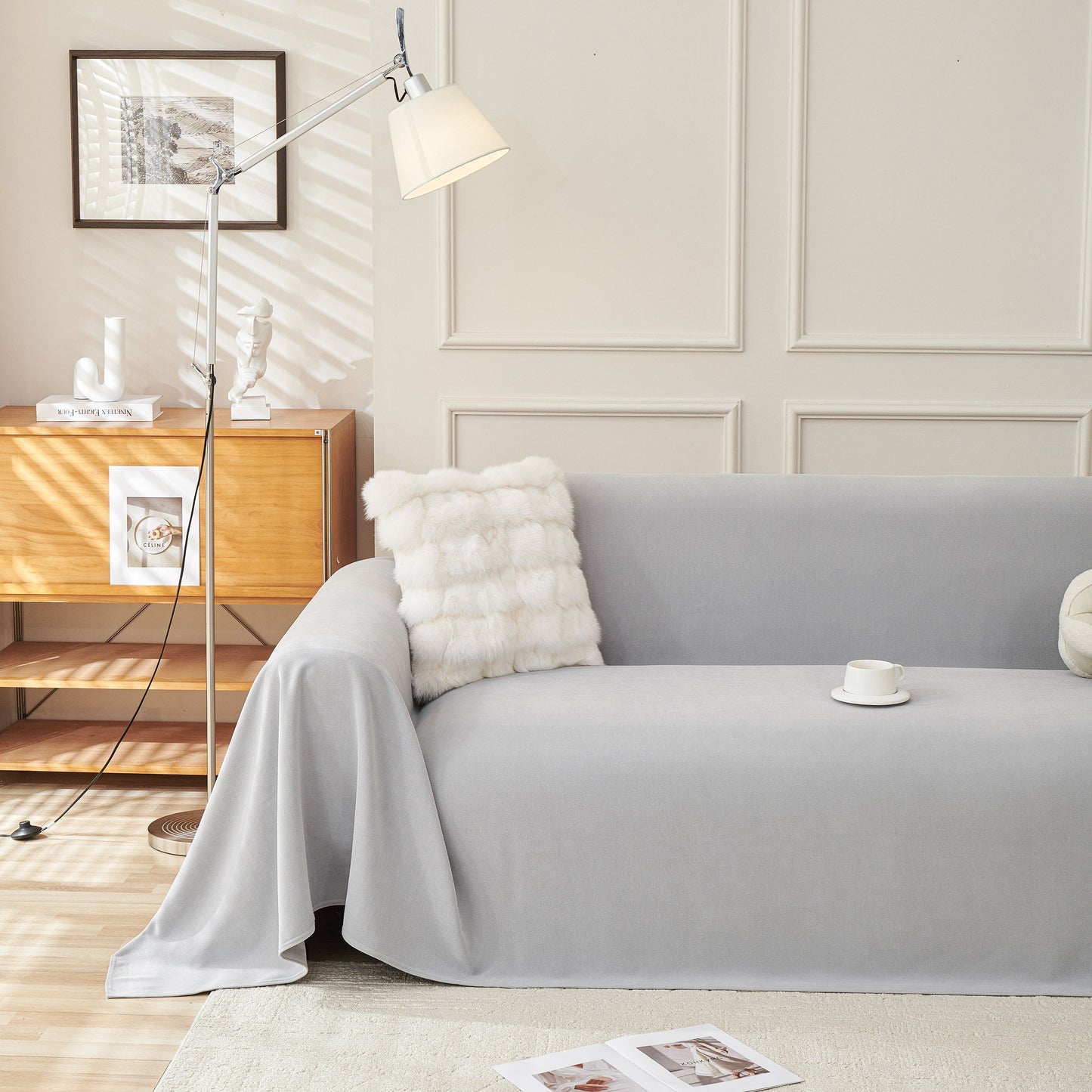 NEW Waterproof Scratch Proof Sofa Protector Throw Blanket, Couch Cover for Pets & Kids