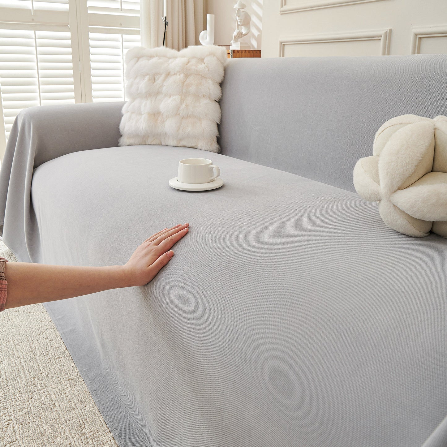 NEW Waterproof Scratch Proof Sofa Protector Throw Blanket, Couch Cover for Pets & Kids