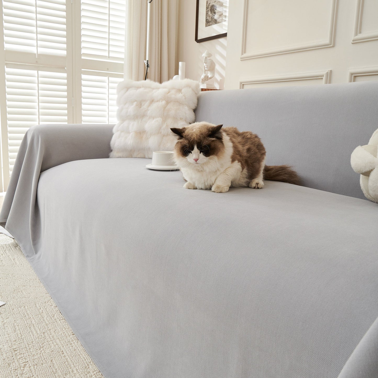 NEW Waterproof Scratch Proof Sofa Protector Throw Blanket, Couch Cover for Pets & Kids