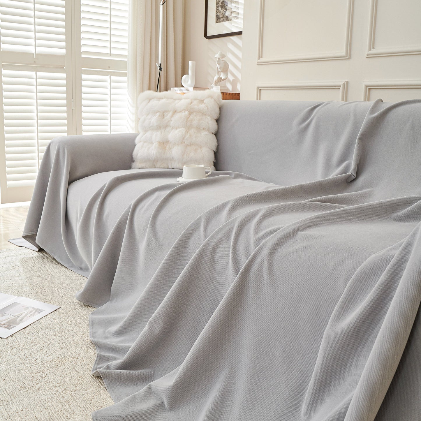 NEW Waterproof Scratch Proof Sofa Protector Throw Blanket, Couch Cover for Pets & Kids