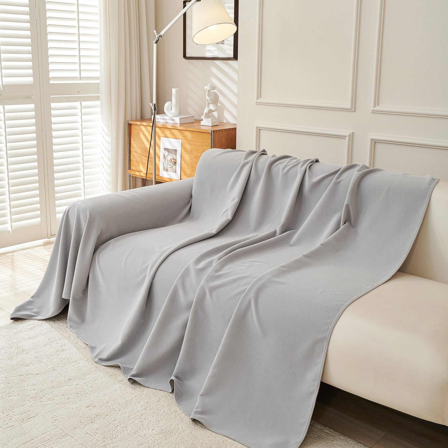 NEW Waterproof Scratch Proof Sofa Protector Throw Blanket, Couch Cover for Pets & Kids