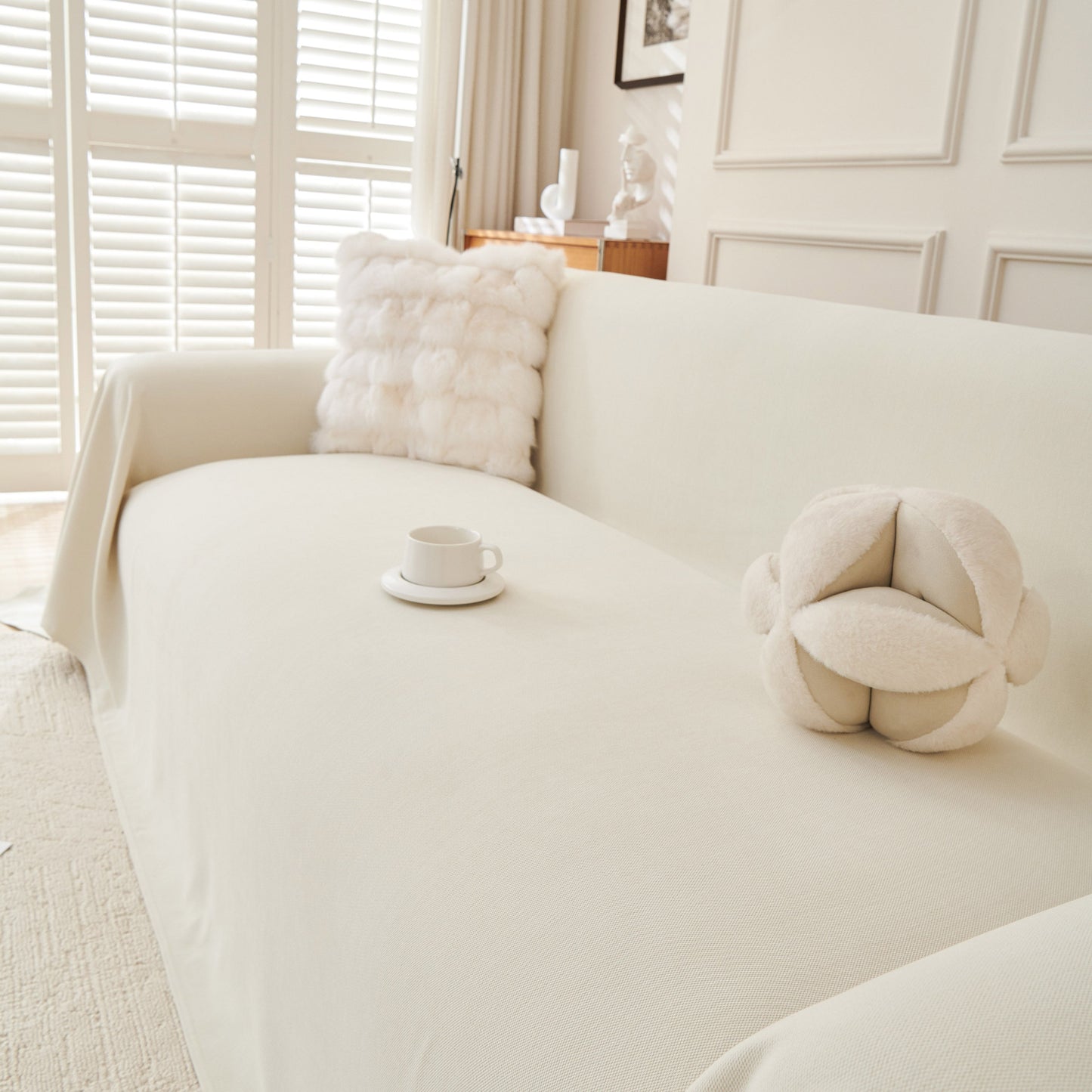 NEW Waterproof Scratch Proof Sofa Protector Throw Blanket, Couch Cover for Pets & Kids