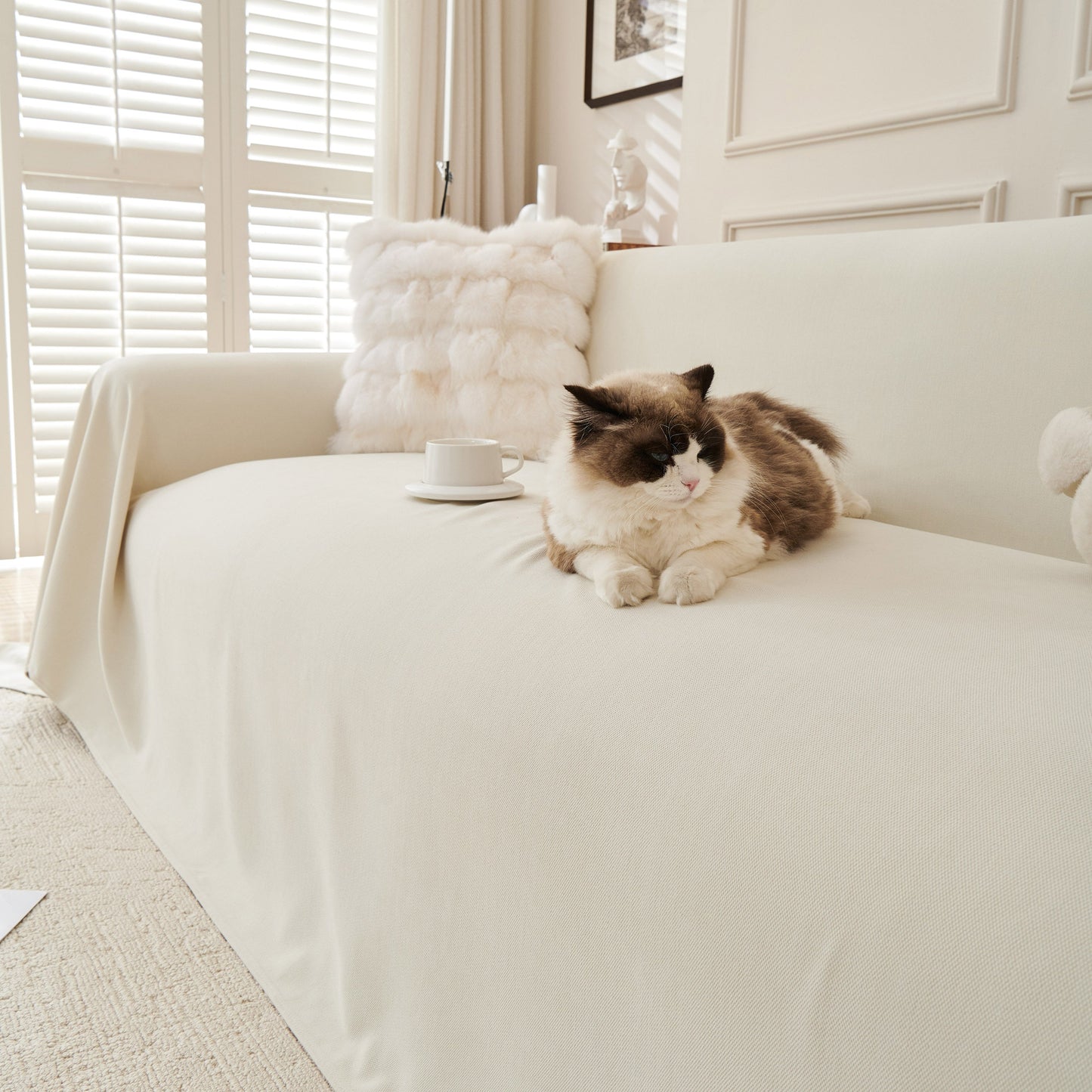 NEW Waterproof Scratch Proof Sofa Protector Throw Blanket, Couch Cover for Pets & Kids