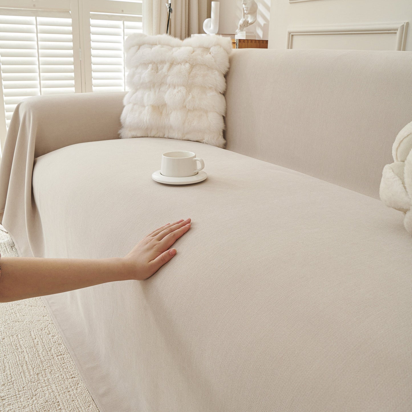 NEW Waterproof Scratch Proof Sofa Protector Throw Blanket, Couch Cover for Pets & Kids