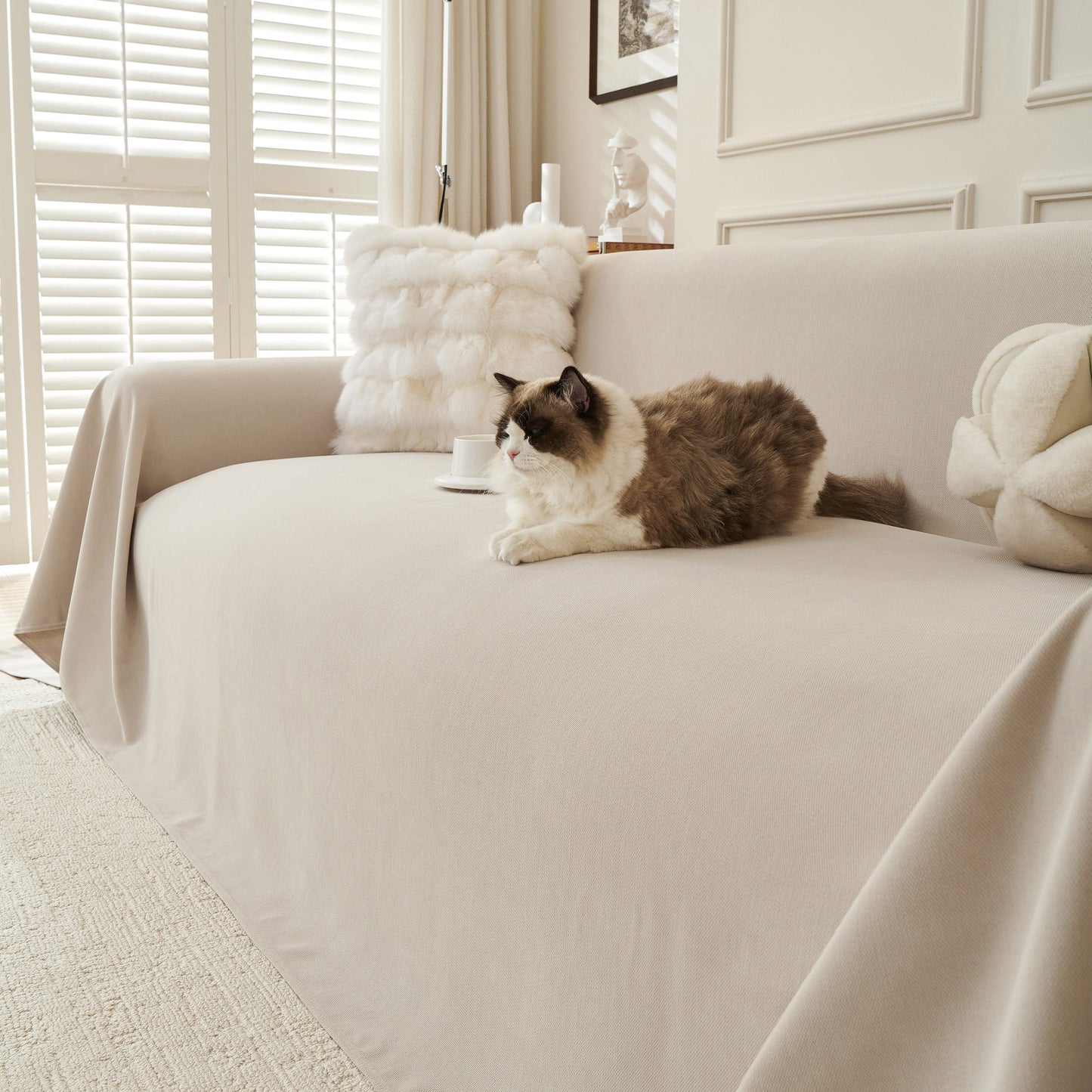 NEW Waterproof Scratch Proof Sofa Protector Throw Blanket, Couch Cover for Pets & Kids