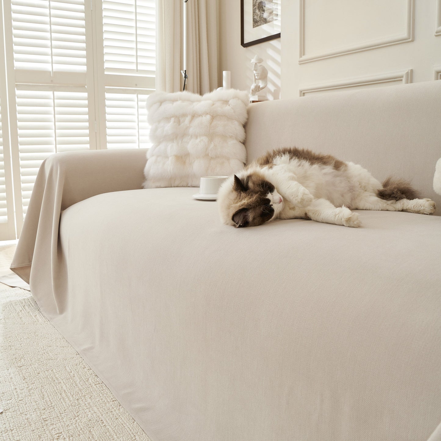 NEW Waterproof Scratch Proof Sofa Protector Throw Blanket, Couch Cover for Pets & Kids