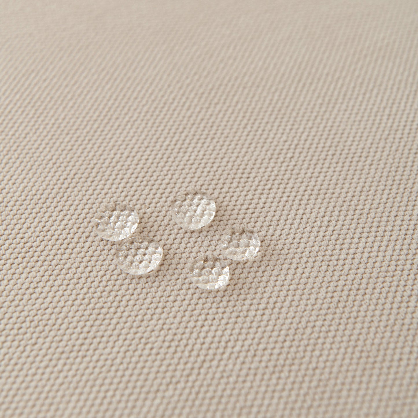 NEW Waterproof Scratch Proof Sofa Protector Throw Blanket, Couch Cover for Pets & Kids