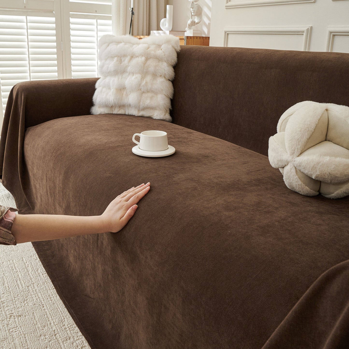 NEW Waterproof Scratch Proof Sofa Protector Throw Blanket, Couch Cover for Pets & Kids