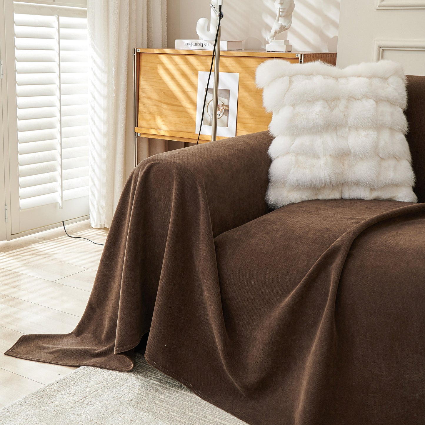 NEW Waterproof Scratch Proof Sofa Protector Throw Blanket, Couch Cover for Pets & Kids