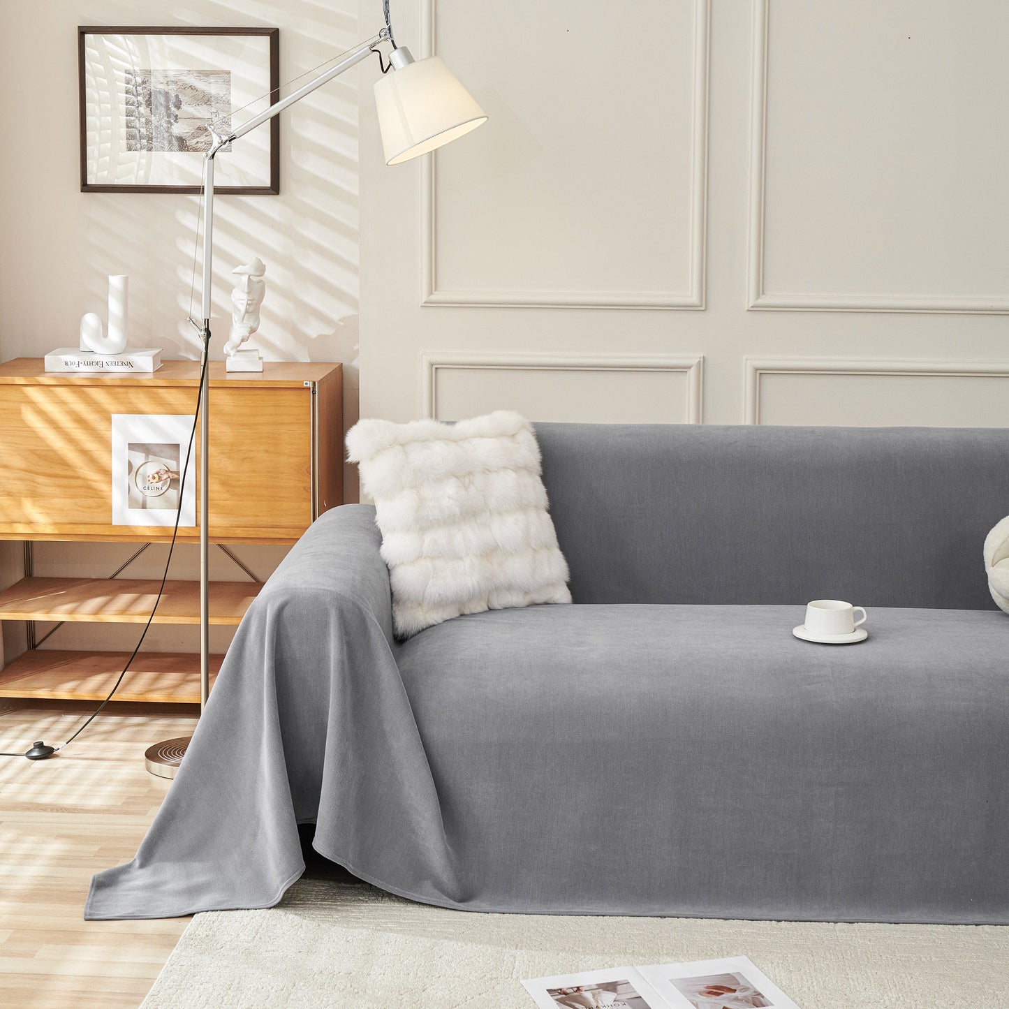 NEW Waterproof Scratch Proof Sofa Protector Throw Blanket, Couch Cover for Pets & Kids