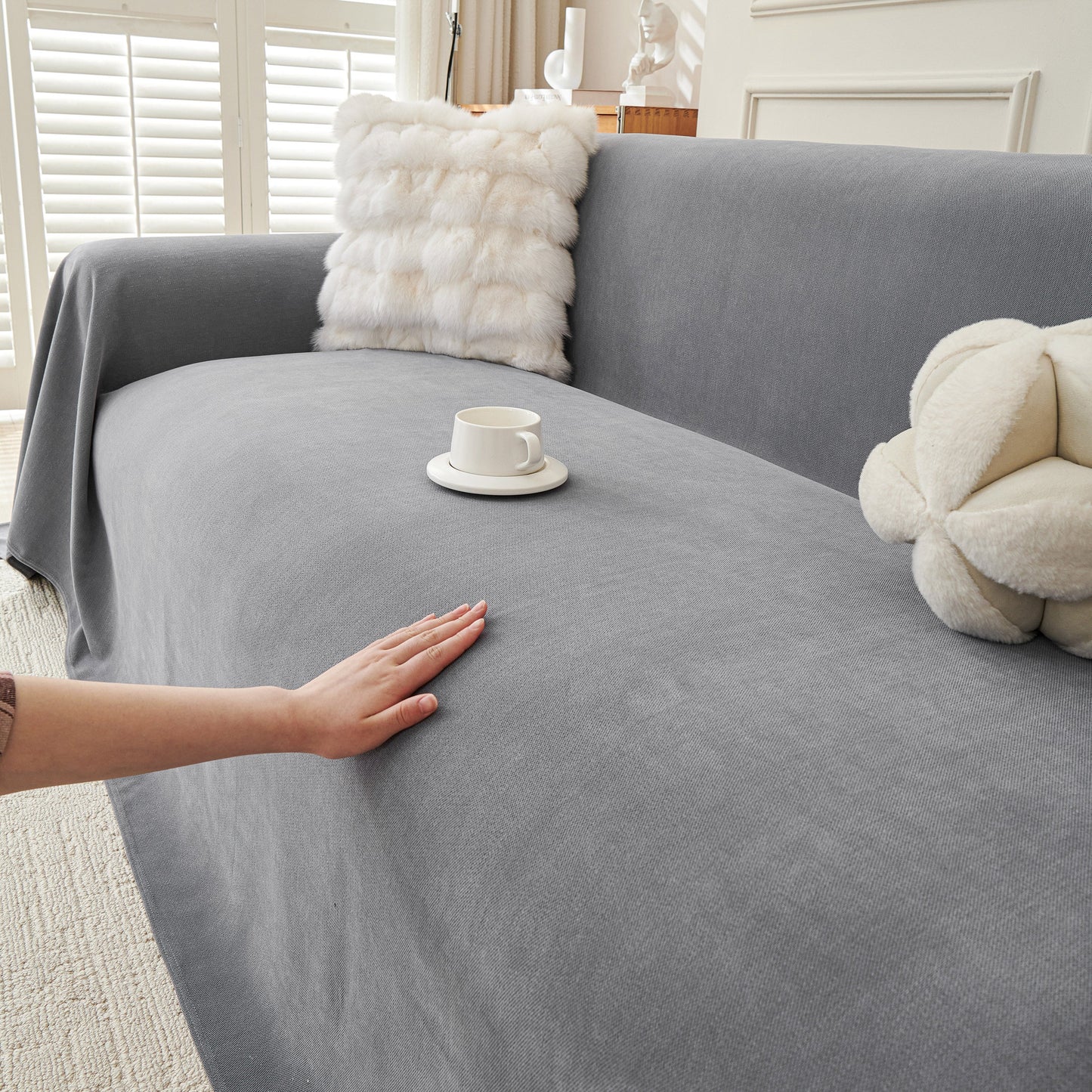 NEW Waterproof Scratch Proof Sofa Protector Throw Blanket, Couch Cover for Pets & Kids