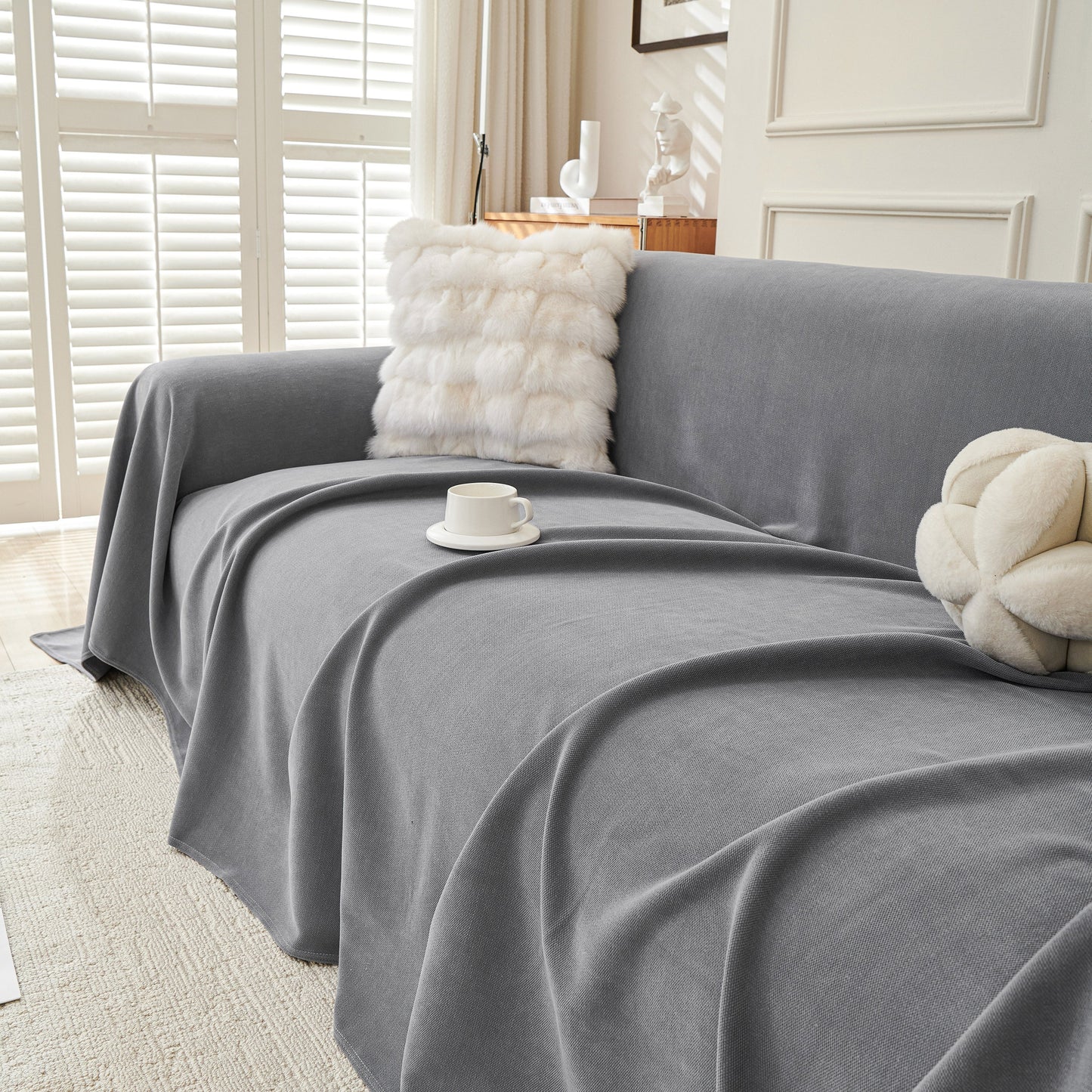 NEW Waterproof Scratch Proof Sofa Protector Throw Blanket, Couch Cover for Pets & Kids