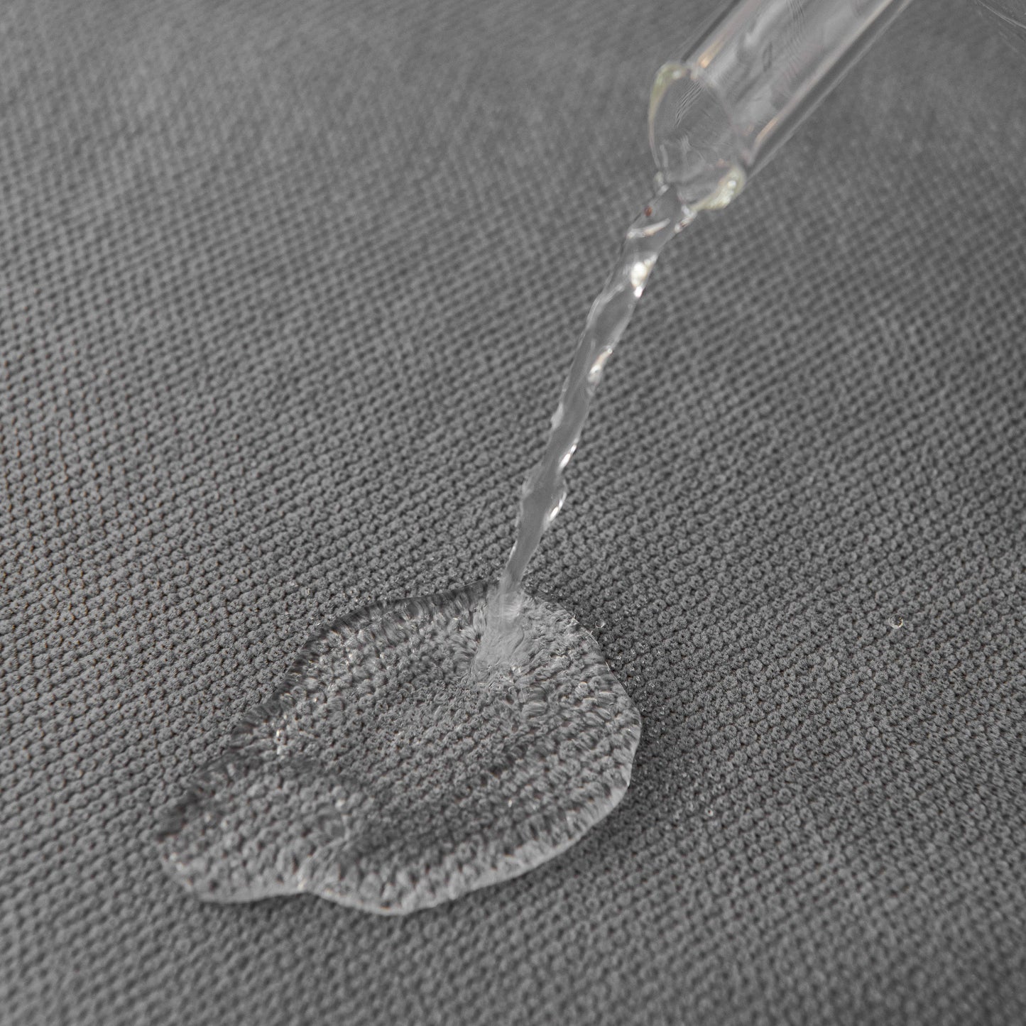 NEW Waterproof Scratch Proof Sofa Protector Throw Blanket, Couch Cover for Pets & Kids