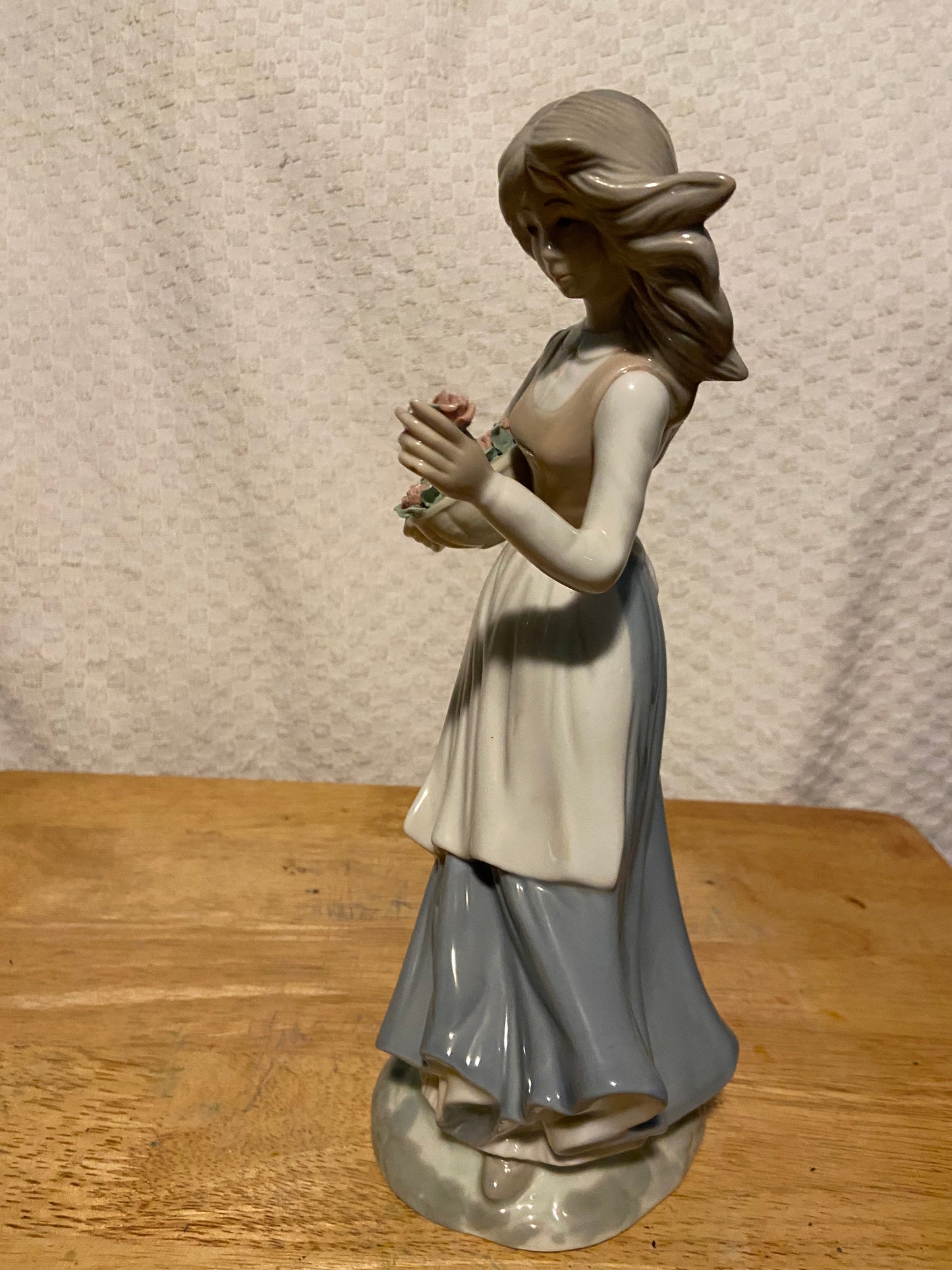 Vintage Tengra Valencia Spain Girl with Flowers Porcelain Figurine