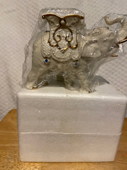 NEW Pair Lenox 24k Trim Jeweled Elephant Candle Holders with Box