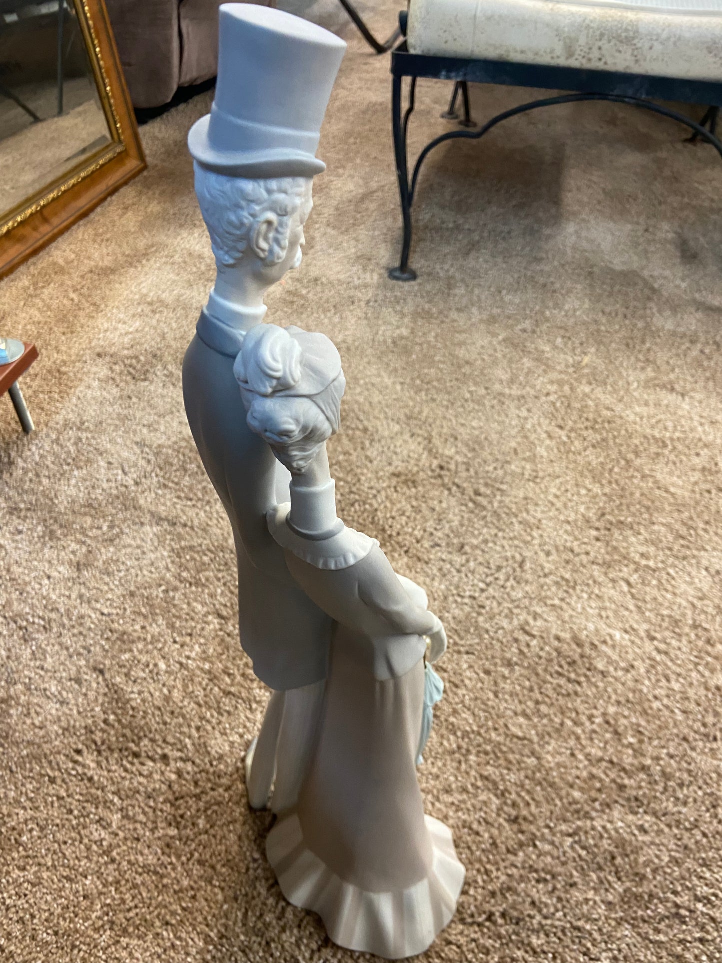 Vintage Lladro Figurine Old Age / Elderly Couple Walking NO. 1033