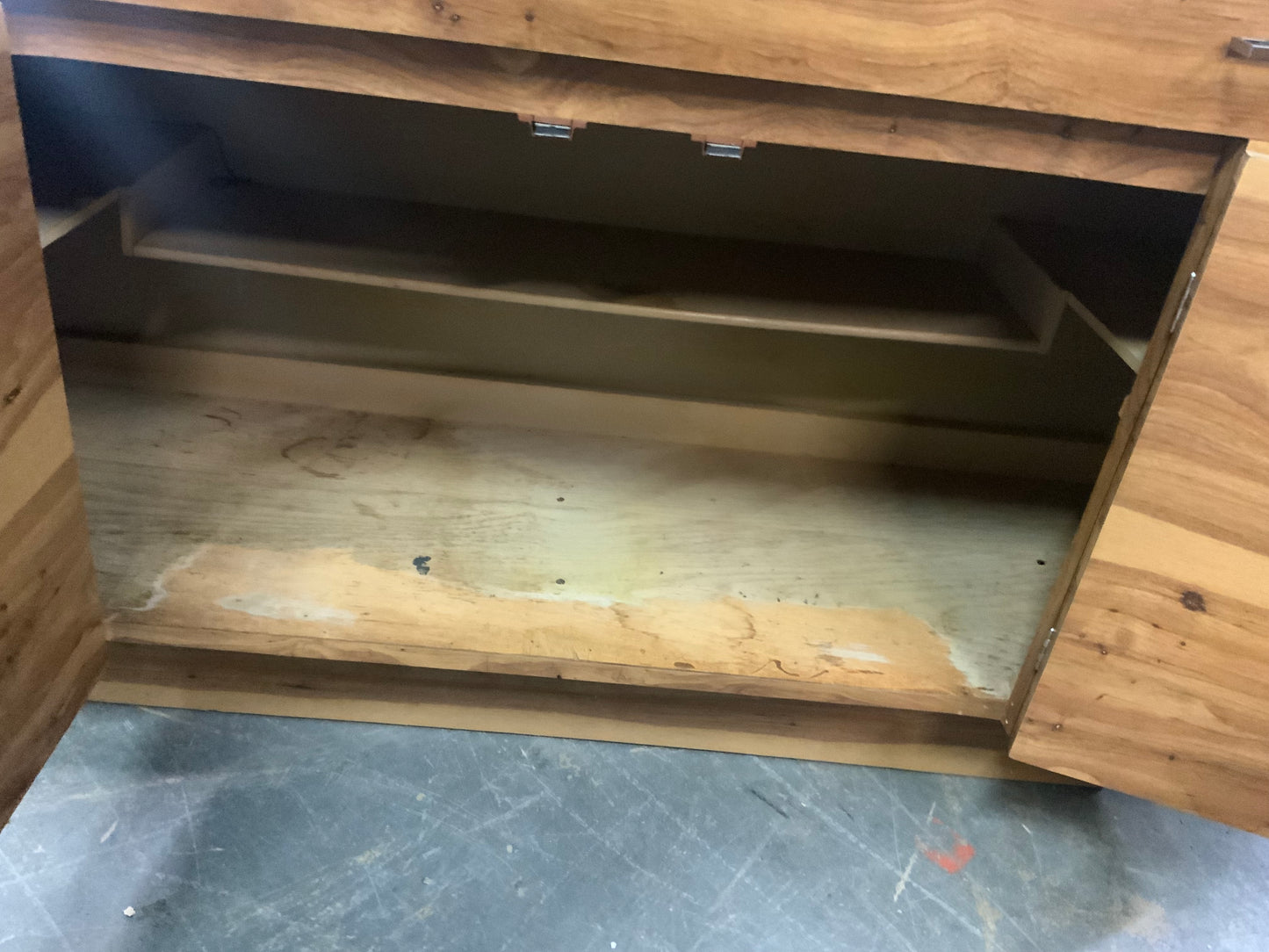 United Mid Century Modern Five Drawer Chest on Chest of Drawers