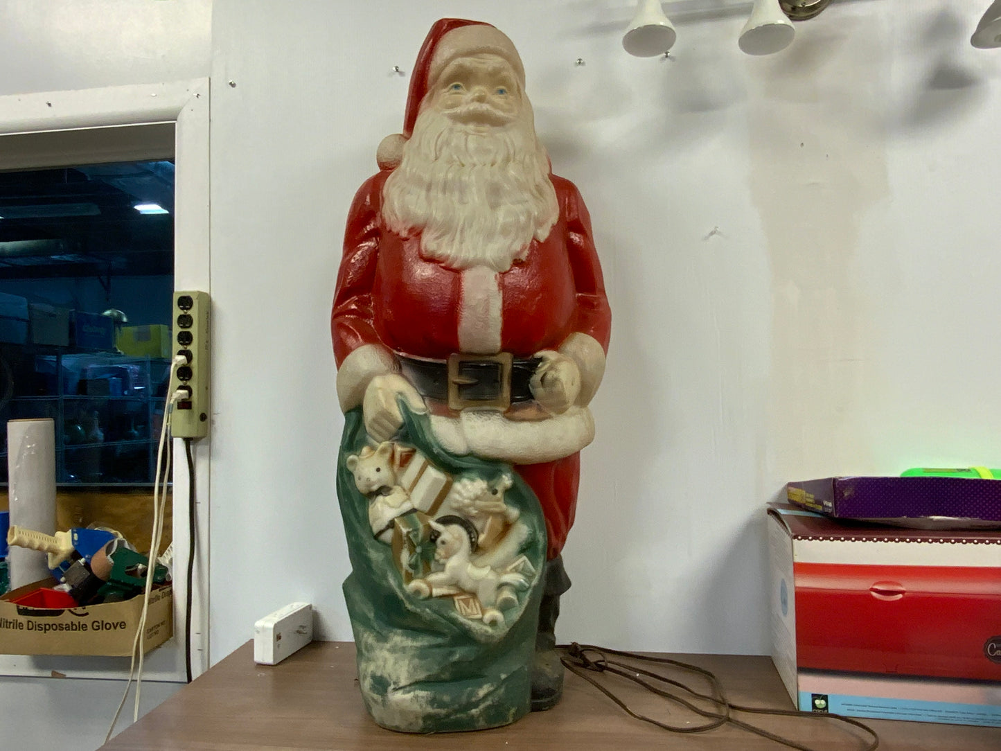 Vintage Christmas 46” Lighted Santa Holding His Green Bag Of Toys Blow Mold