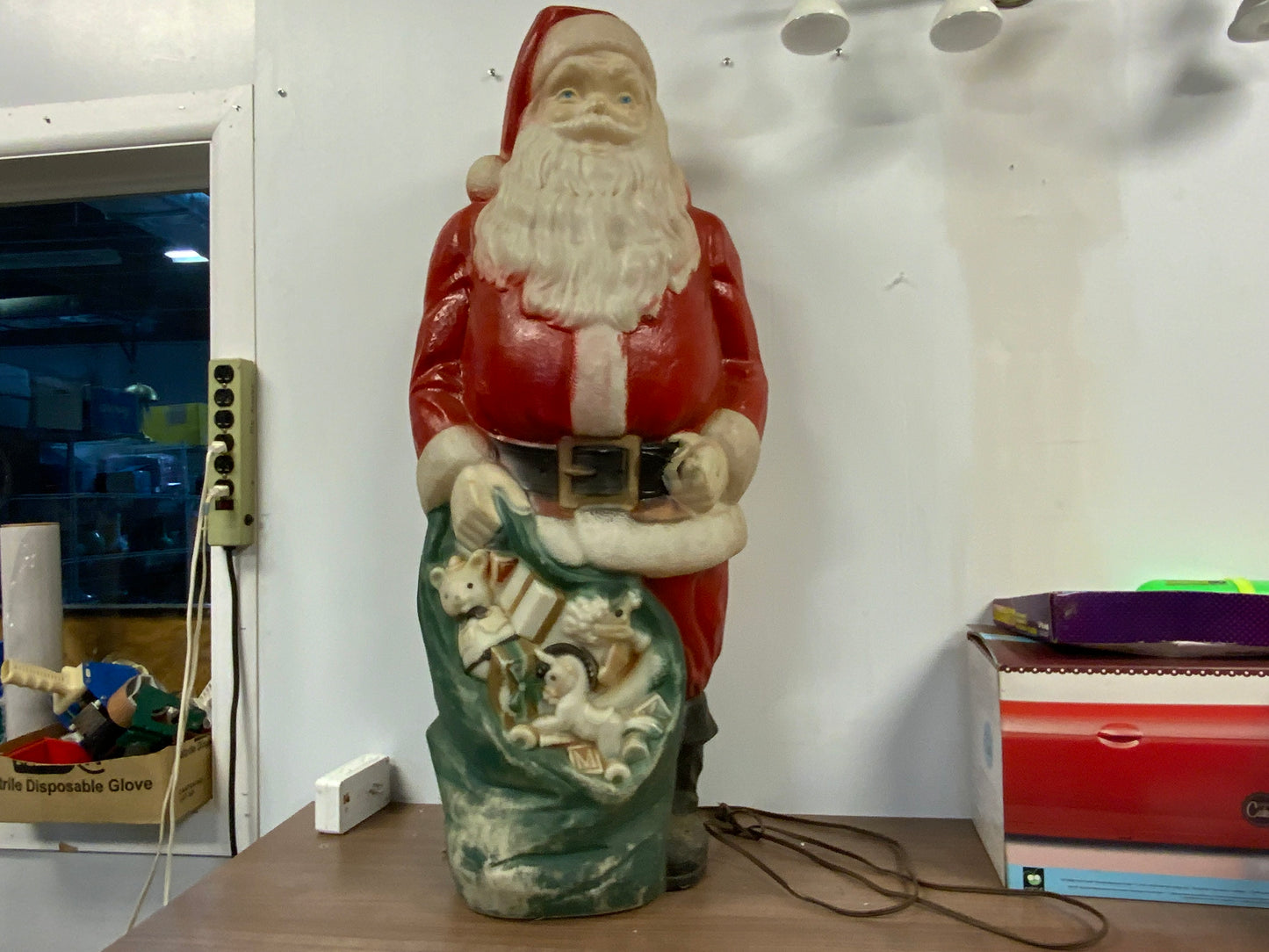 Vintage Christmas 46” Lighted Santa Holding His Green Bag Of Toys Blow Mold