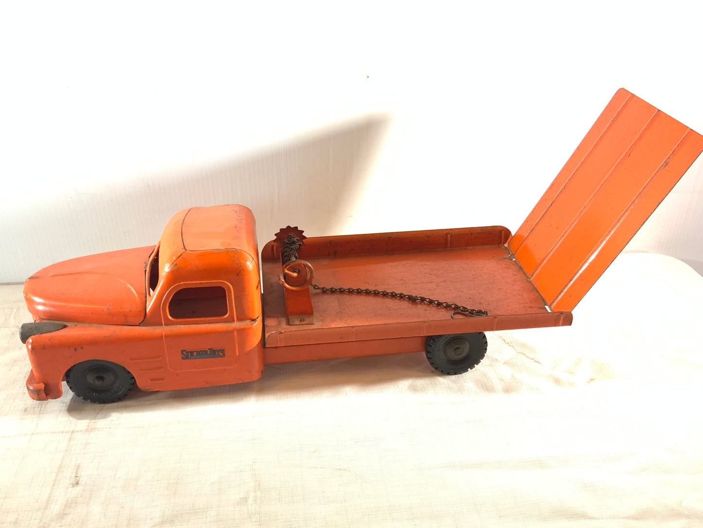 Vintage Structo Metal Toy Tow Truck