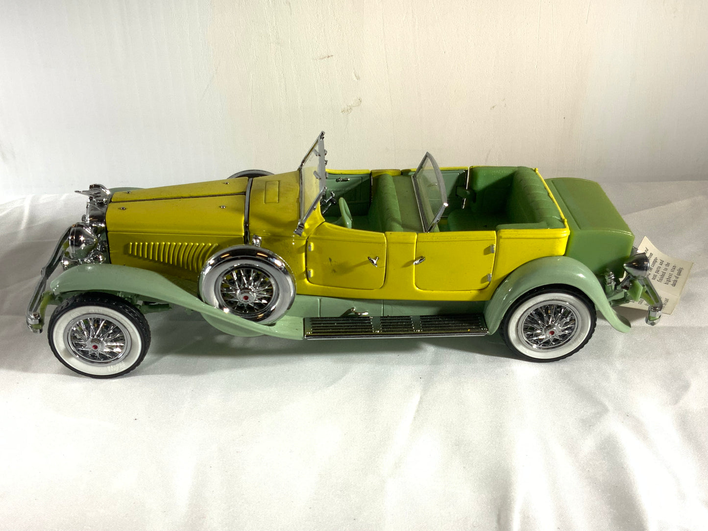 USED Franklin Mint 1930 Duesenberg J Durham Tourster 1/24 Model Diecast Car