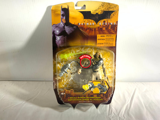 NEW DC Batman Begins Skull Strike Scarecrow Action Figure Mattel 2005