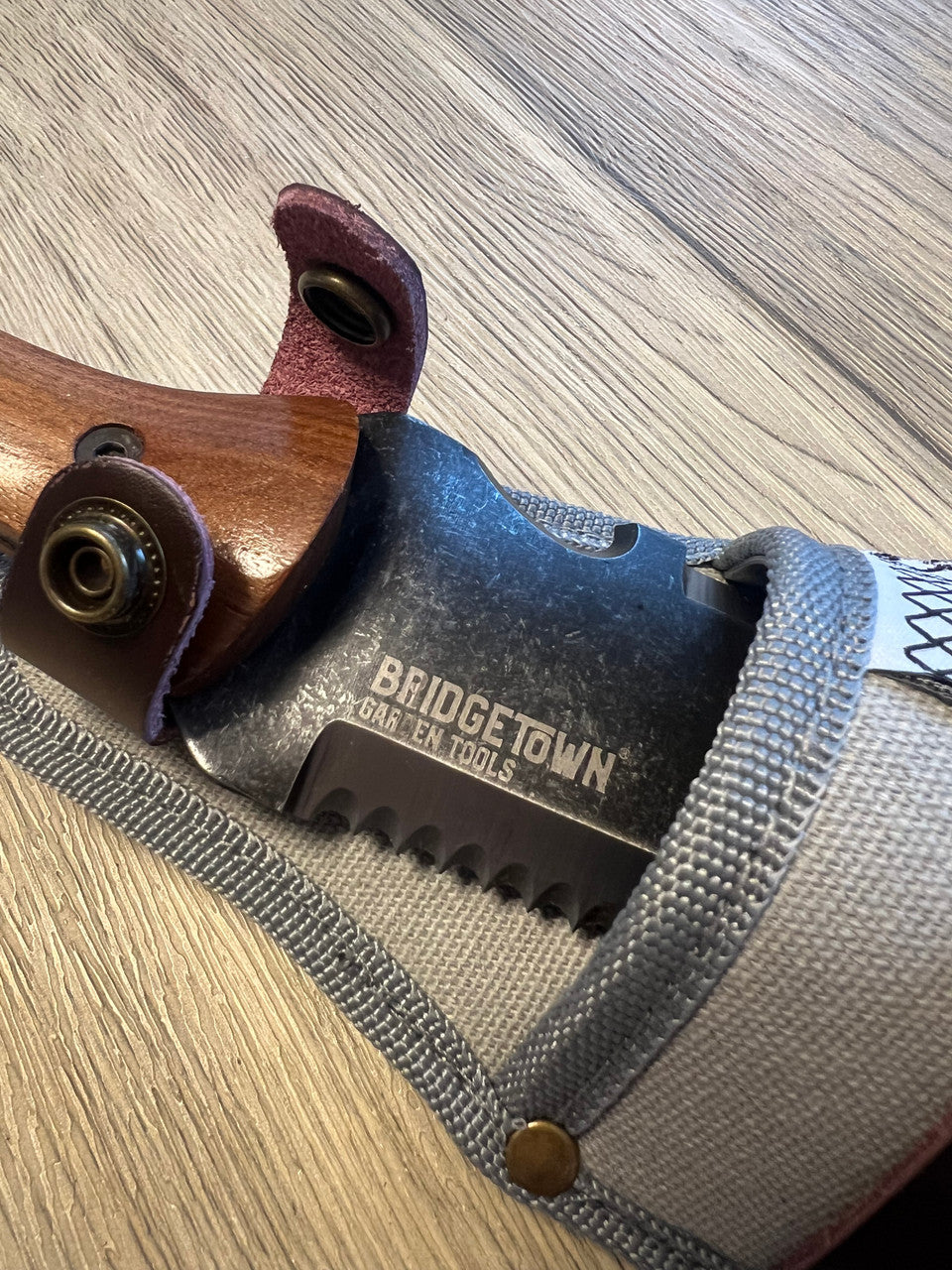 NEW Essential Hori Hori Garden Knife