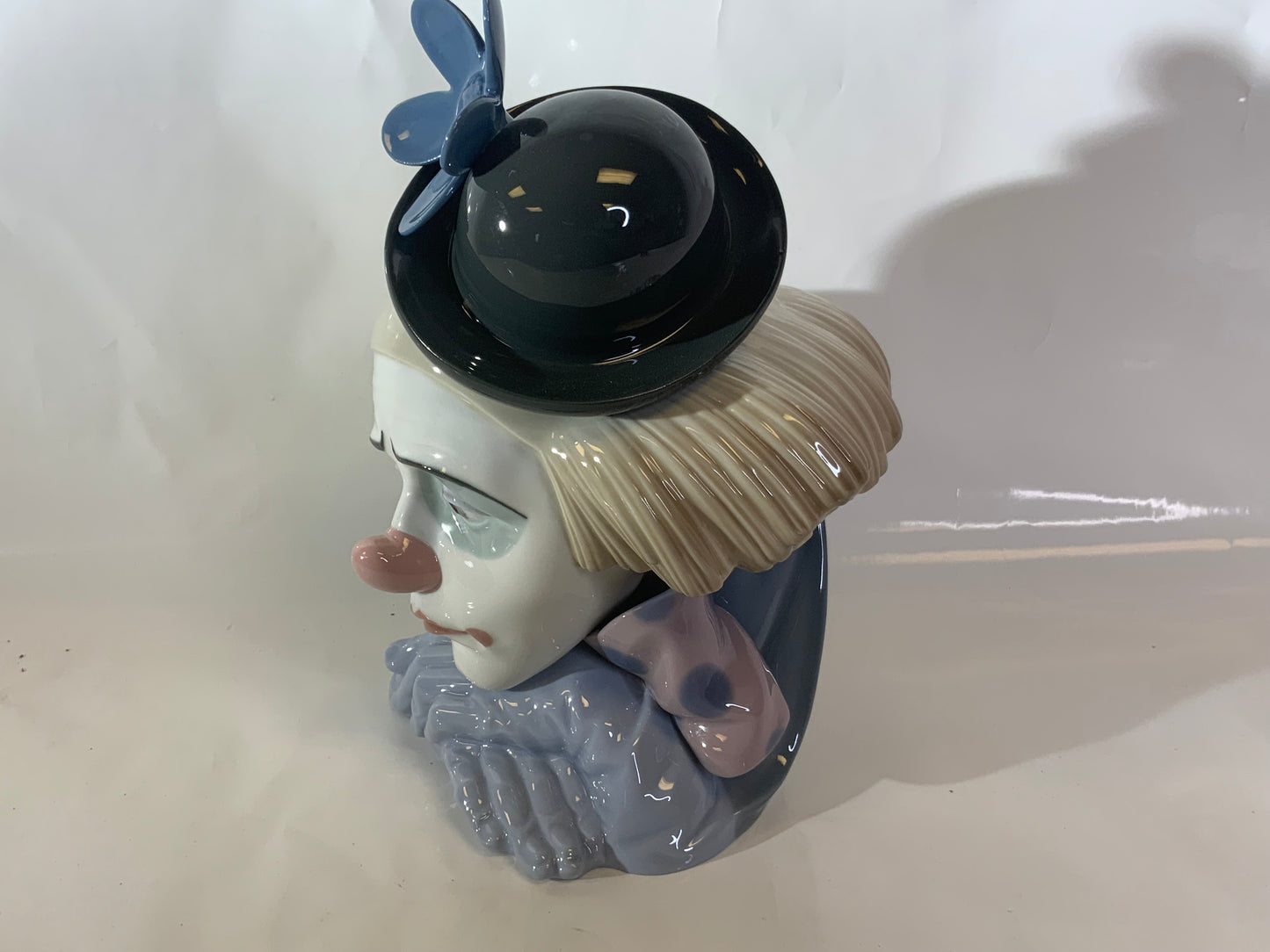 LLADRO #5130 Pensive Clown Bust W/Bowler Hat Flower Porcelain Figurines