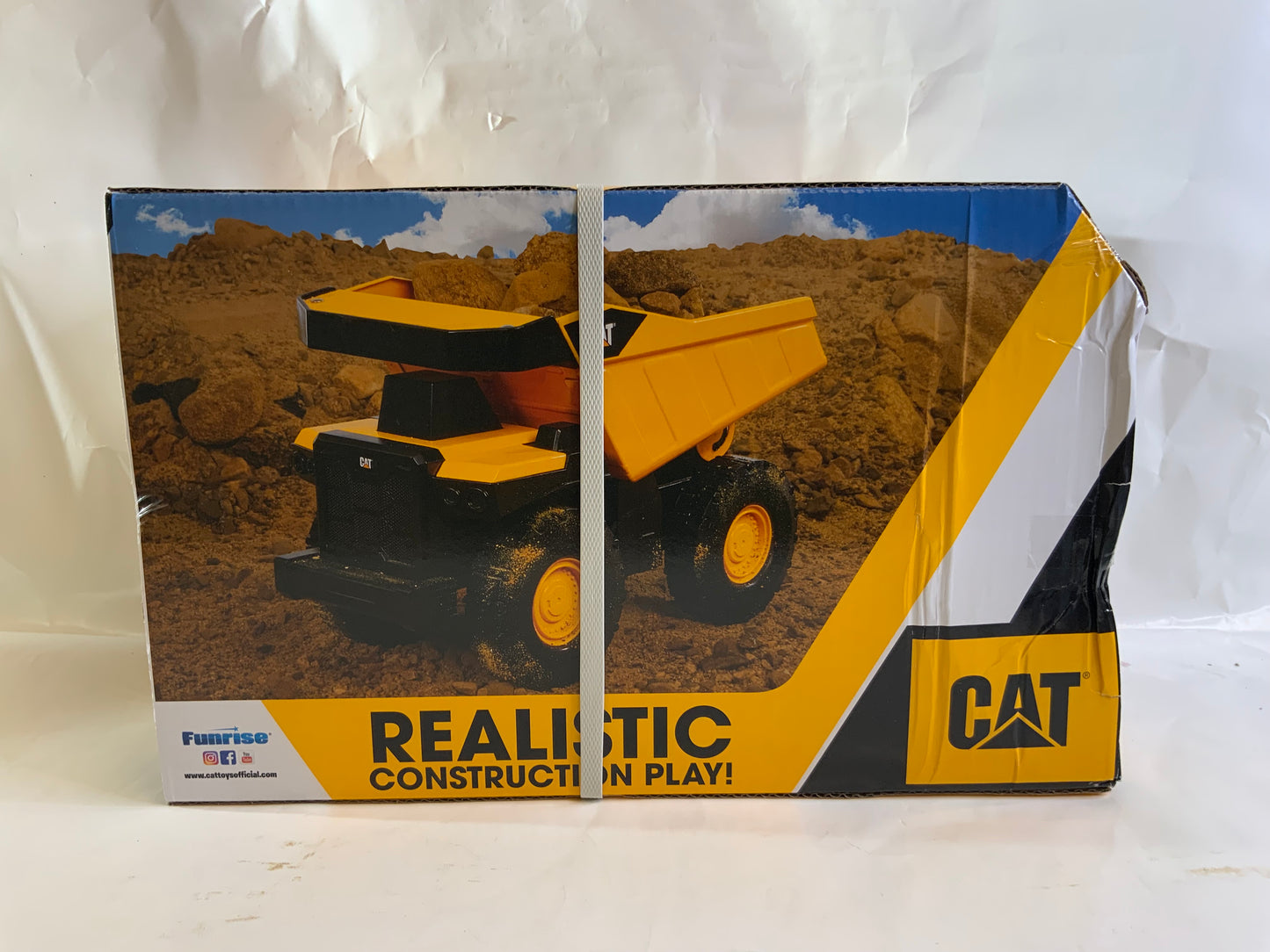 New CAT Construction Toys, 16" Steel Toy Dump Truck