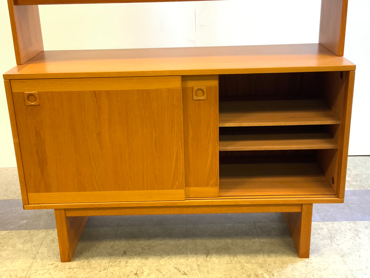 Used 2 pcs Mid Century Mod Danish Teak Wood China Cabinet Hutch