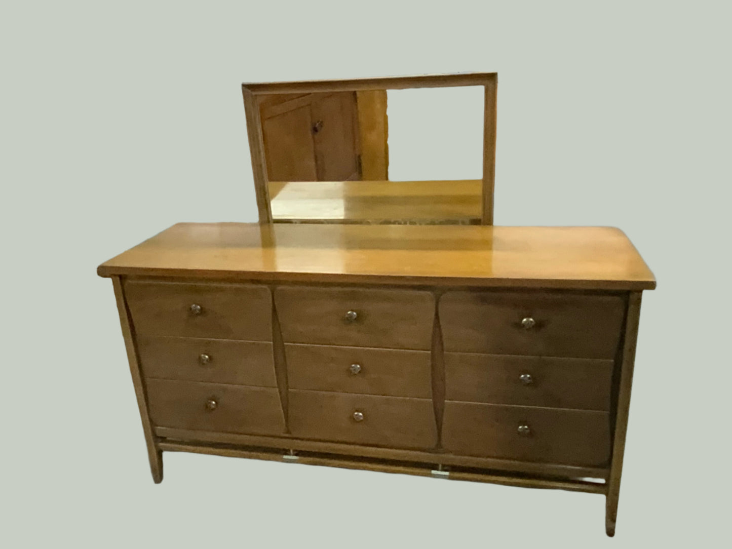 United Furniture MCM Mid Century Modern Nine Drawer Triple Dresser with Mirror