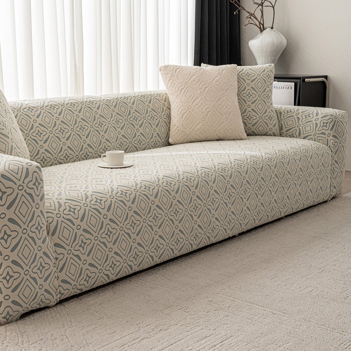NEW 3D Jacquard Geometric Sofa Cover, High Stretch Soft Polar Fleece Slipcover for Couch