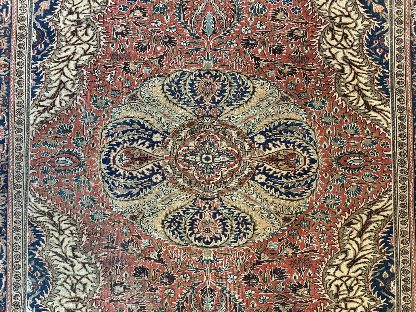 USED Turkish Kayseri Rug 6x10, Antique Turkish Carpet, Floral Medallion, Oriental Carpet, Red