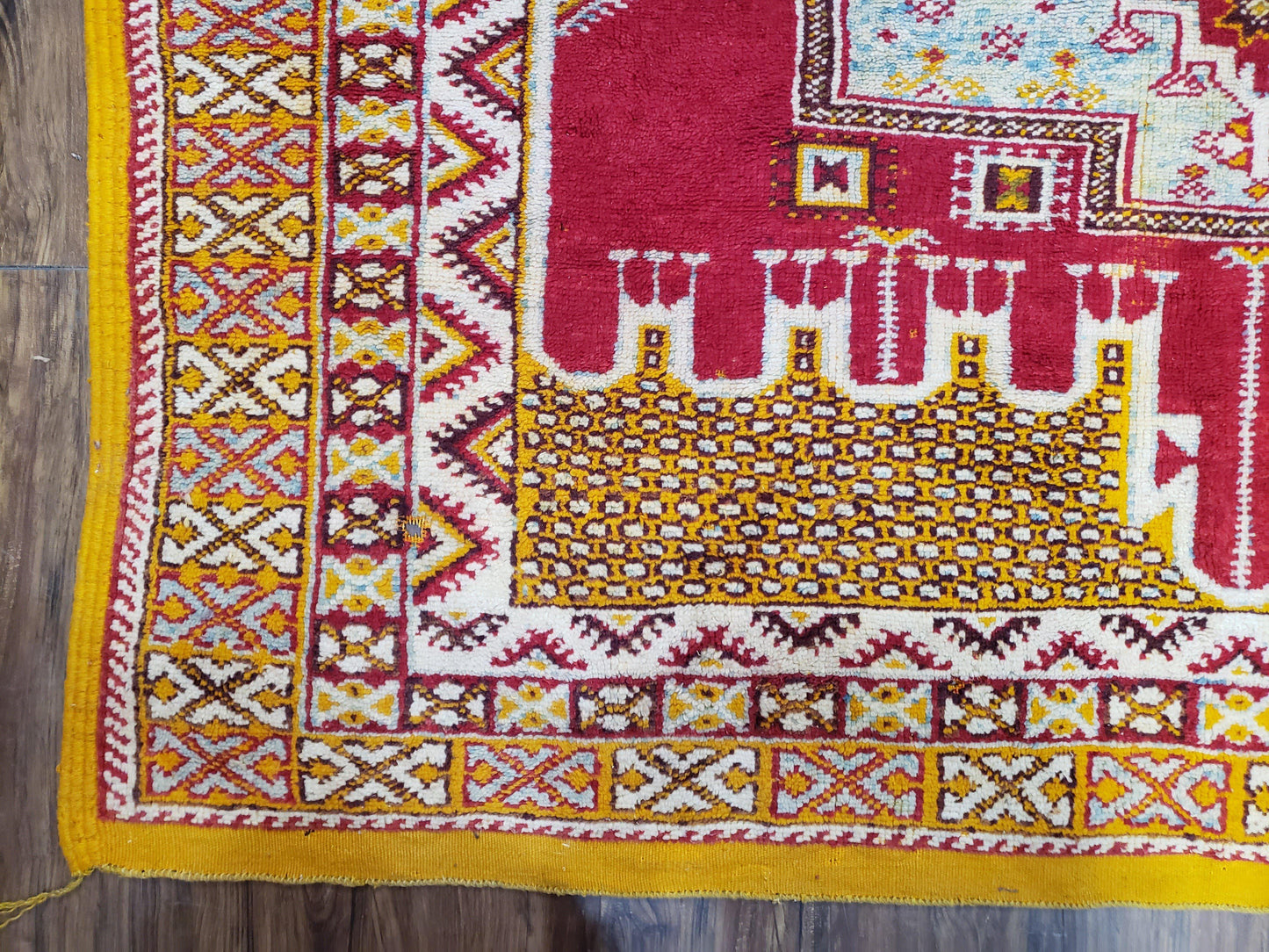 USED Vintage Moroccan Rug 6x10, Red and Yellow Moroccan Carpet, Handmade Bohemian Tribal Area Rug, Hand-Knotted 1970s Wool Rug, Medalions