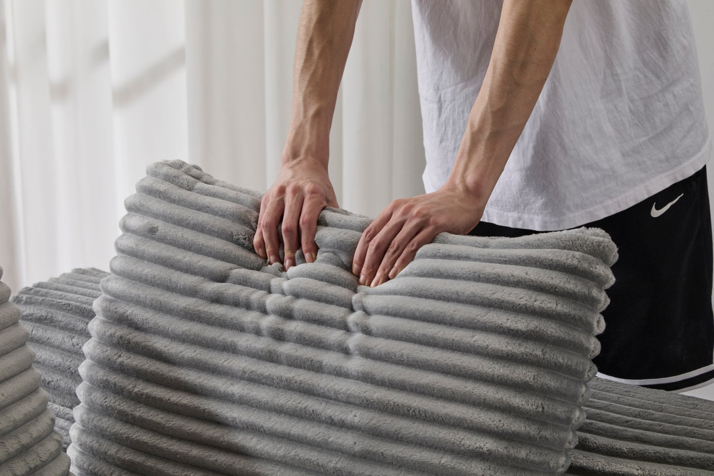 NEW Grey Oversized Chaise Lounge Chair Cozy Cloud Couch Modern Plush Corduroy Upholstered Sleeper Sofa Daybed with 3 Throw Pillows and Wide Armrest