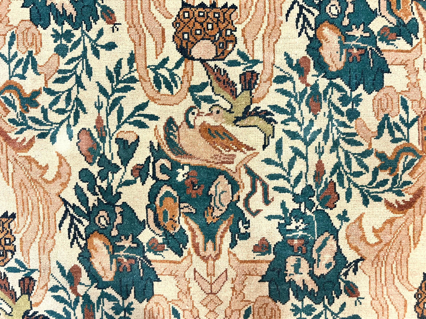 USED 10x13 Wool Rug, Floral Pattern, Birds, Handmade Vintage Carpet, Couristan Rug, Beige