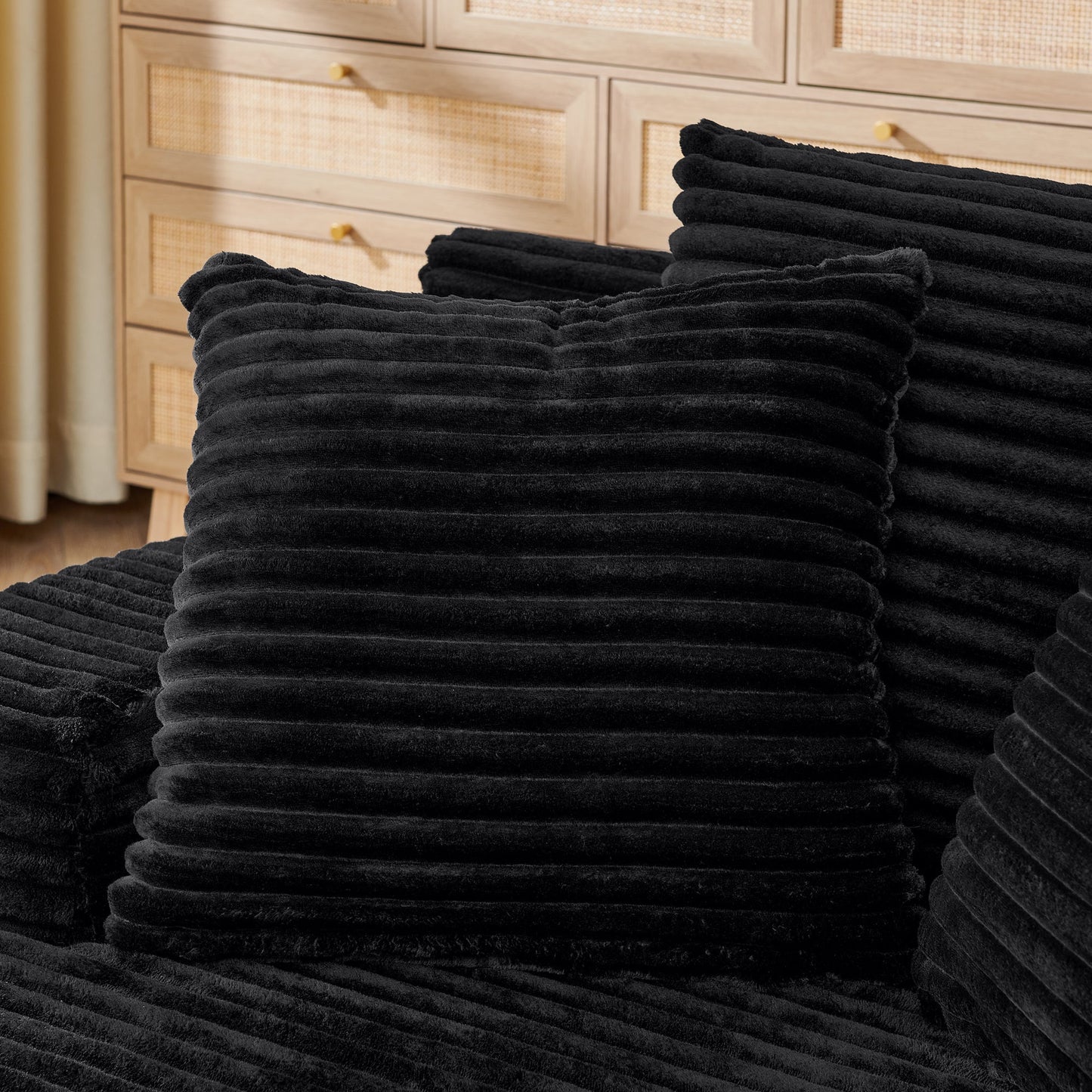 NEW Modern Black Velvet Fabric Single Lazy Sofa Lounge Chair