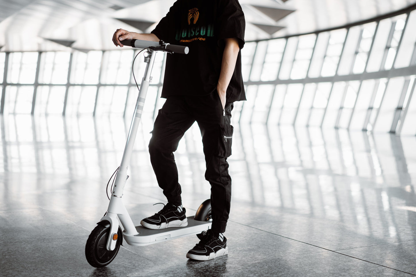 NEW Foldable Electric Scooter w/18.6 Miles Max Operating Range & 15.5 mph Max Speed - White