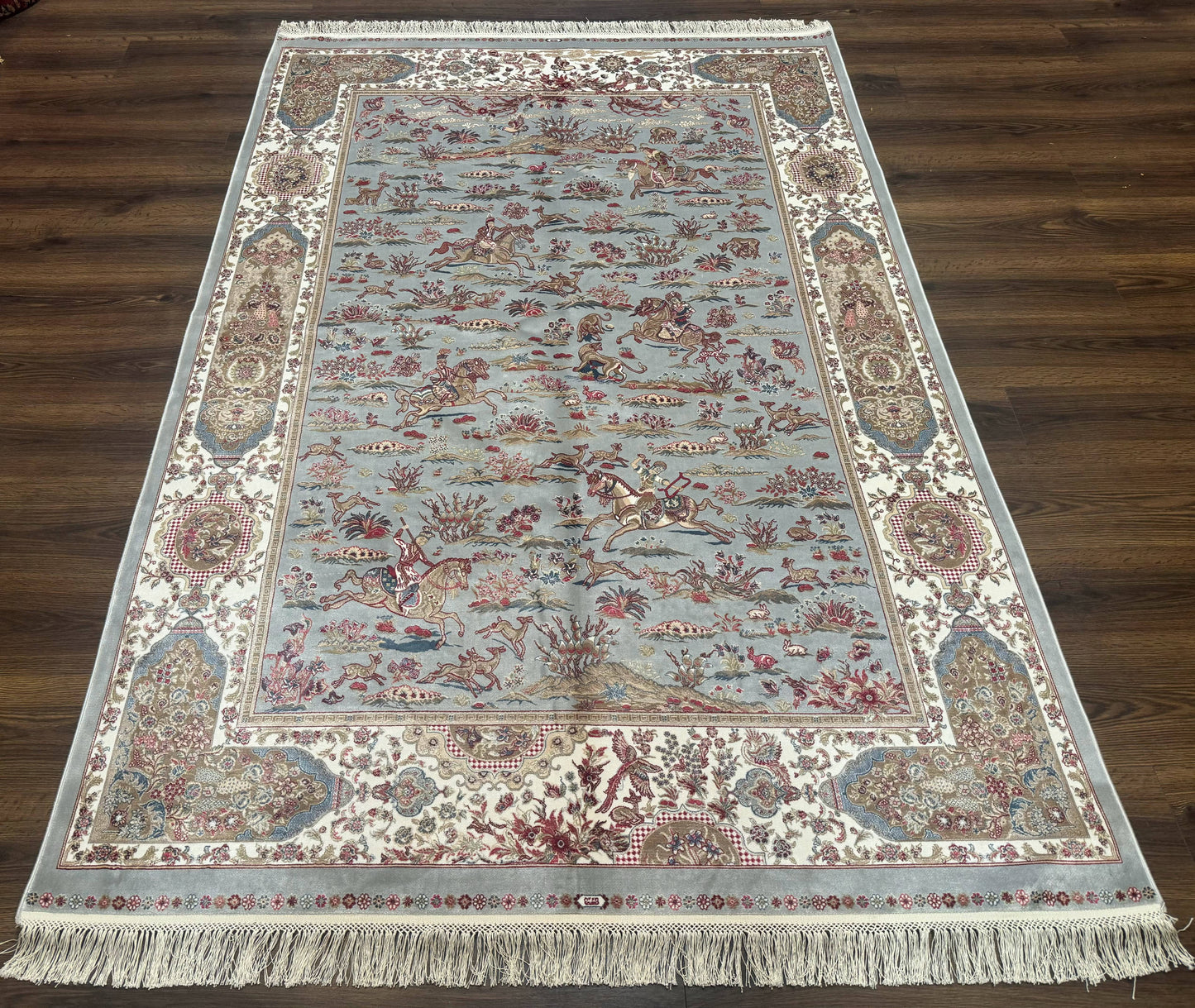 USED Turkish Silk Rug 5x7, Hunting Design, Animal Pictorials, Bamboo Silk