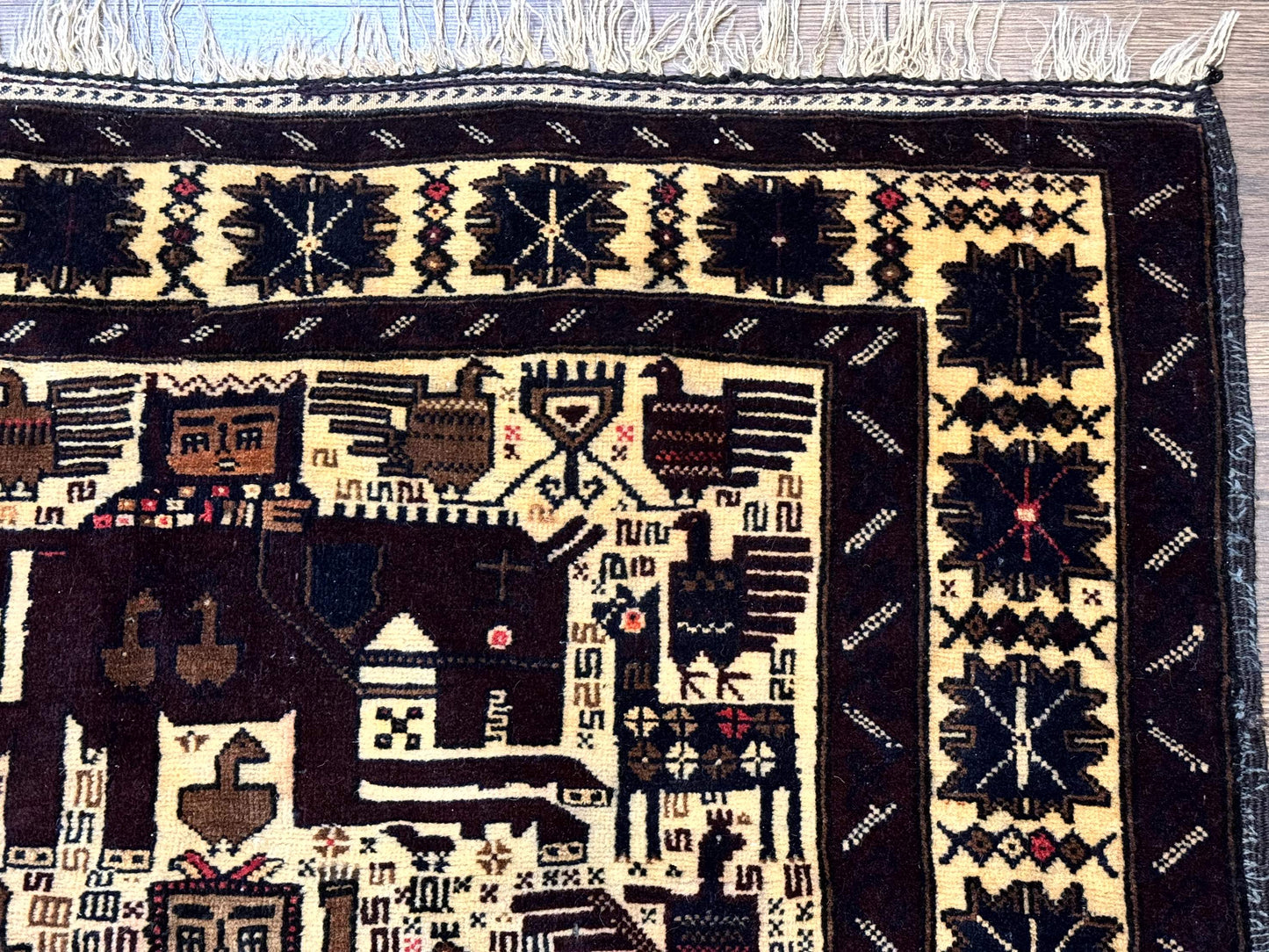 USED Persian Baluch Tribal Rug 4x6, Human and Bird Pictorials, Vintage, Wool, Collectible