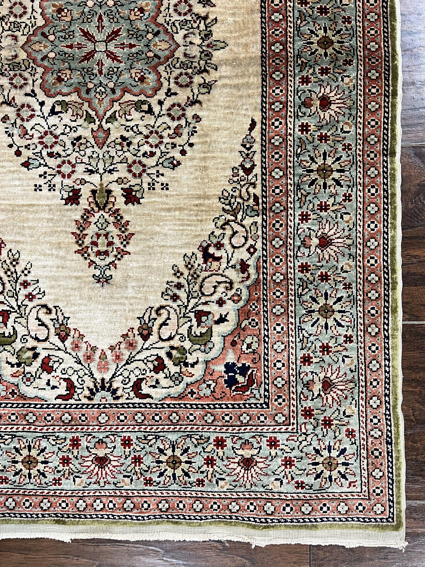 USED Silk Turkish Kayseri Rug 2x3, Very Finely Hand Knotted, Semi Open Field, Vintage, Silk Pile on Silk Foundation, 300 KPSI