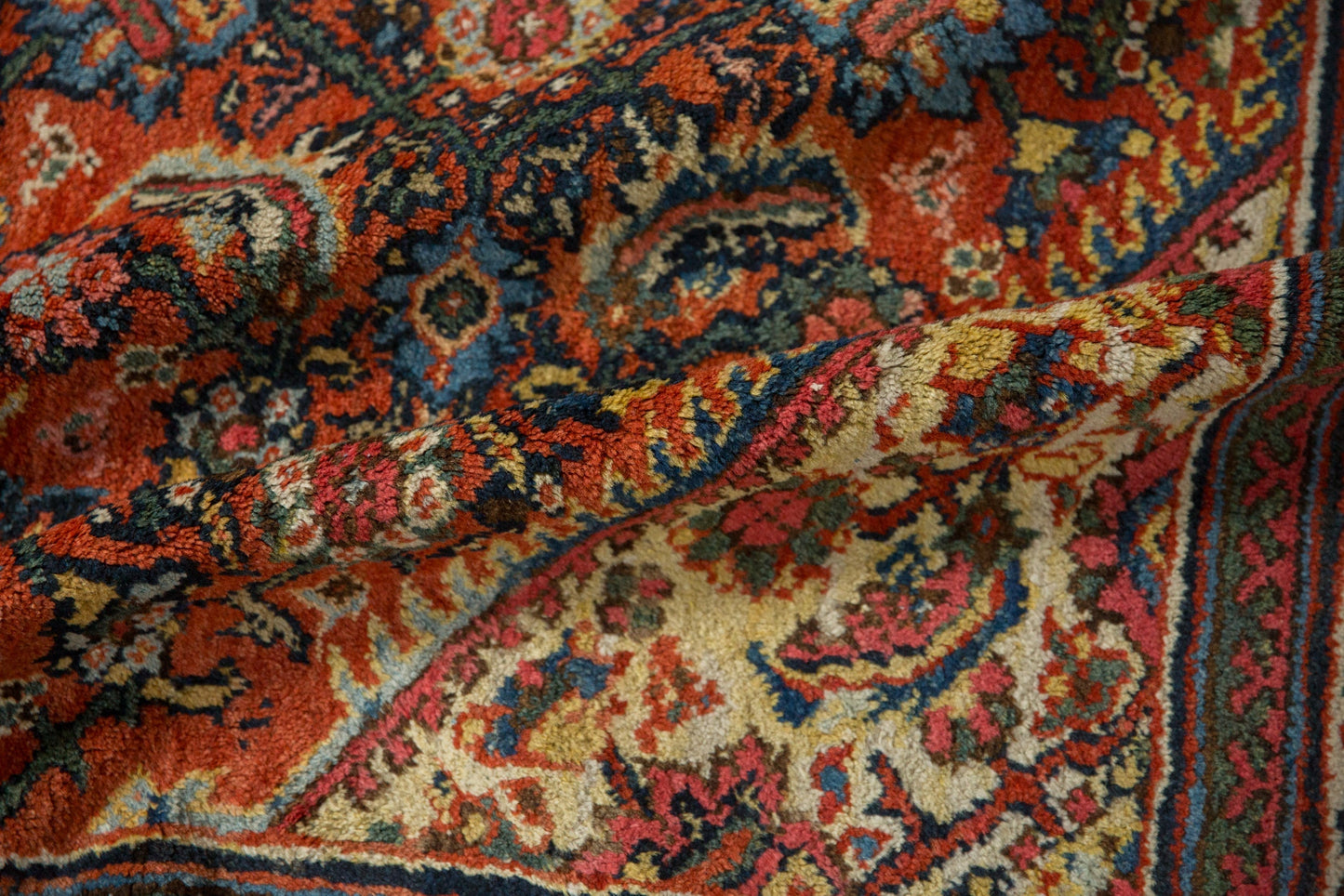 USED 8x10.5 Vintage Mahal Carpet