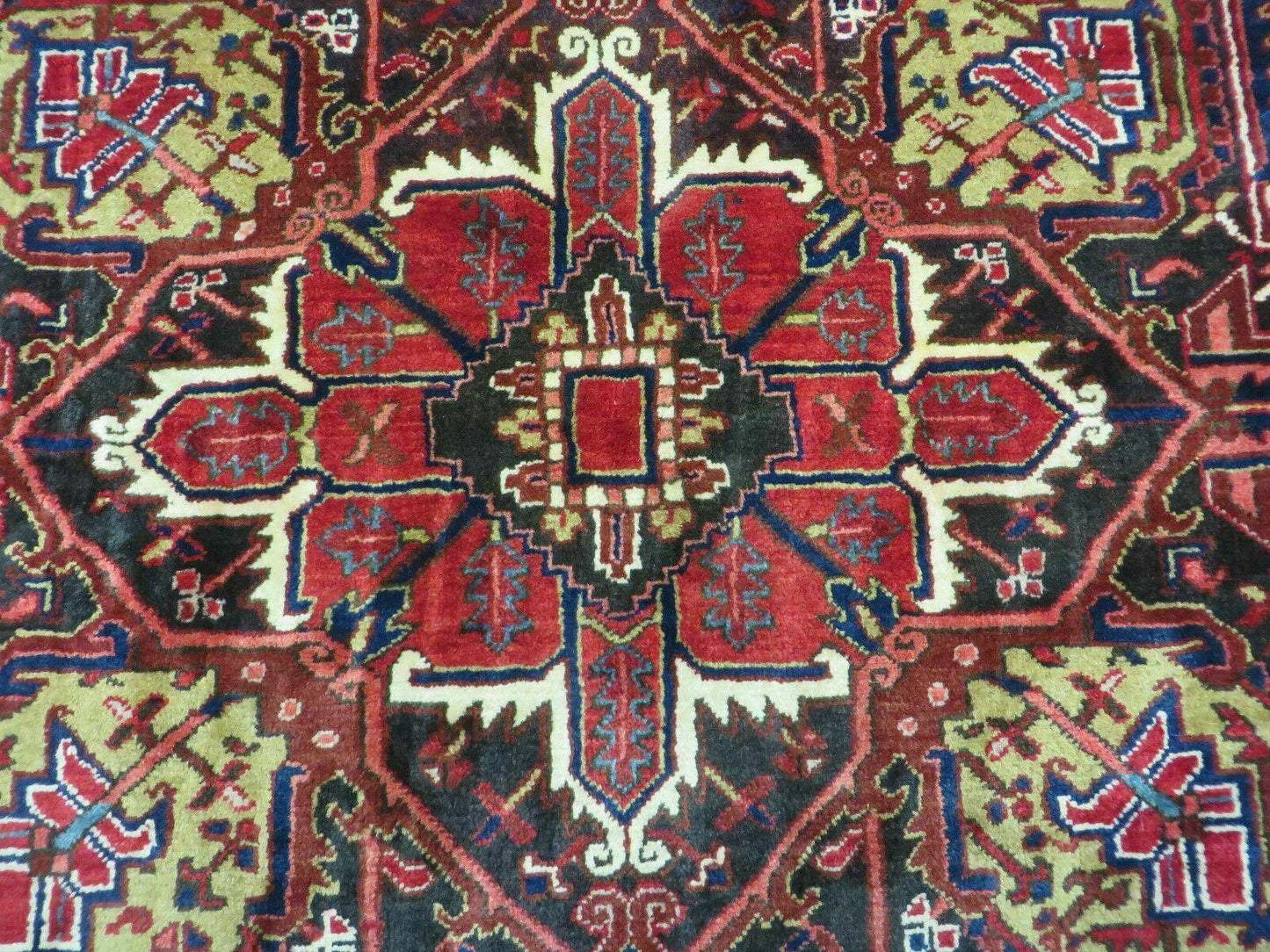 USED Wonderful Persian Heriz Rug 8.6 x 11, Geometric Heriz Carpet, Semi Antique Decorative Area Rug, Red Ivory Dark Blue Handmade Wool Room Sized
