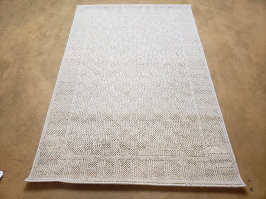 USED 3x5 Karastan Rug Chaumiere Collection, Kara-Loc, Design #291/9866, Creme Color, Textured Squares II Patern, 3'6" x 5' 3" Carpet