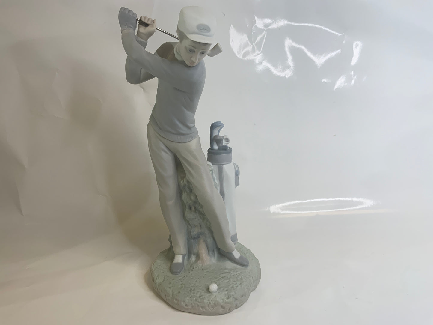 Used Lladro Male Golfer 4824 Large Figurine