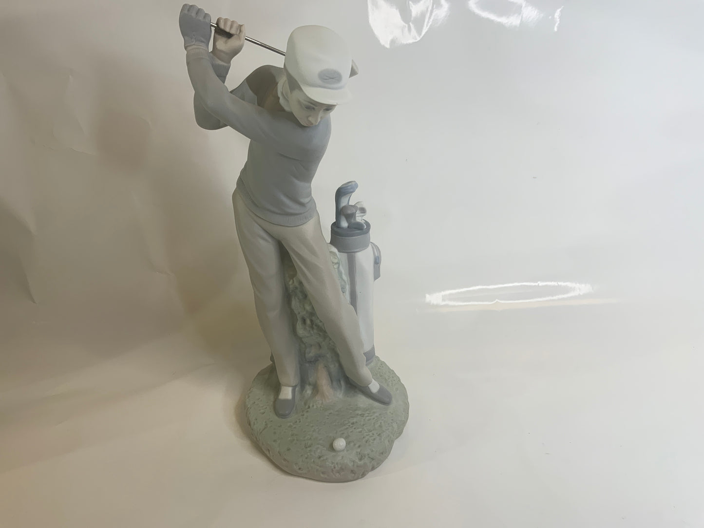 Used Lladro Male Golfer 4824 Large Figurine