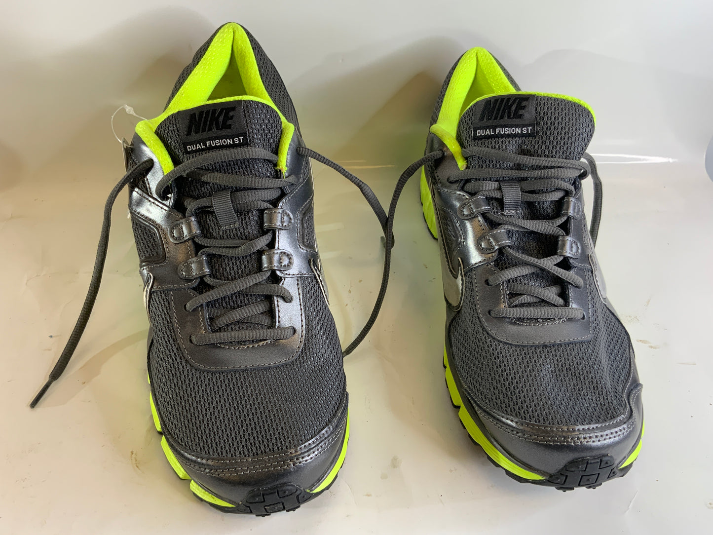 USED Nike Men’s 13 Dual Fusion Shoe Sneakers